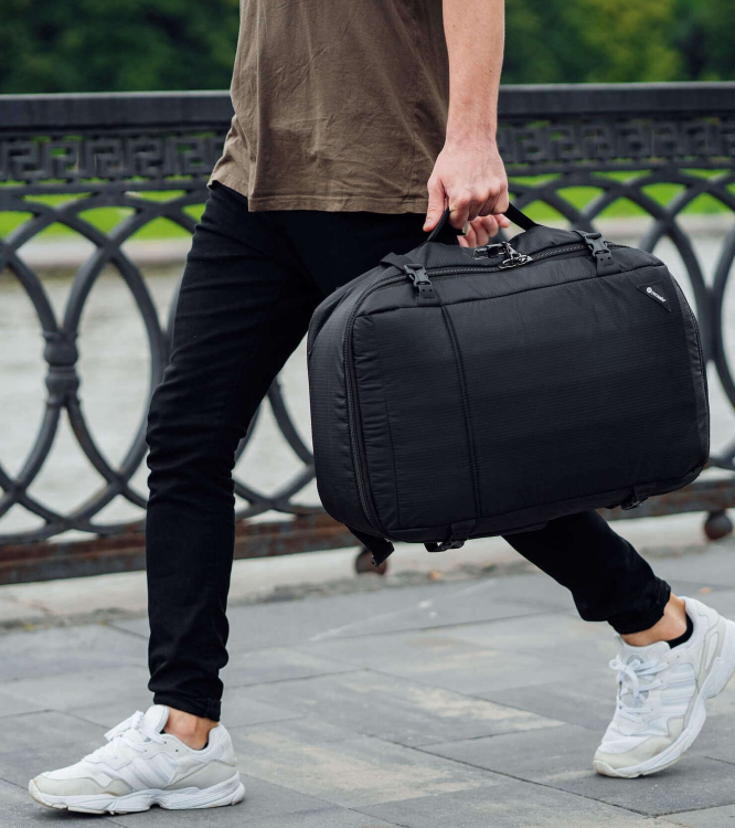 Рюкзак для путешествий Pacsafe Vibe 40 Черный