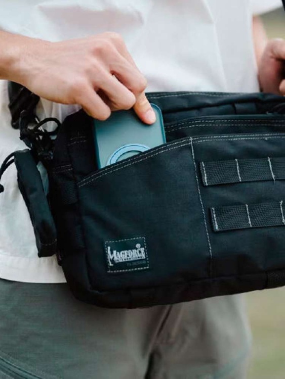 Кросс-боди сумка MAGFORCE® Cube Crossbody Bag L Черная