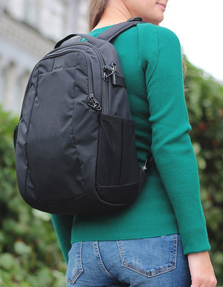 Pacsafe Metrosafe LS350 Bagpoint