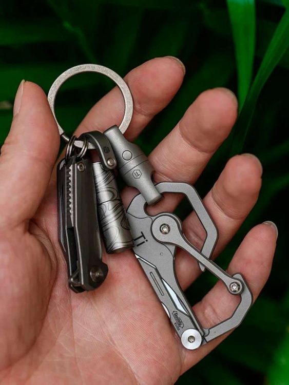 Магнитный быстросъёмный соединитель с кольцами титановый KeyUnity® KA45 Swivel Key Ring