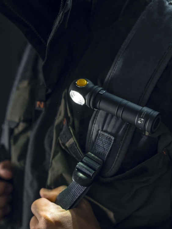 Фонарик ARMYTEK® Wizard C2 PRO MAX LR (Белый свет)