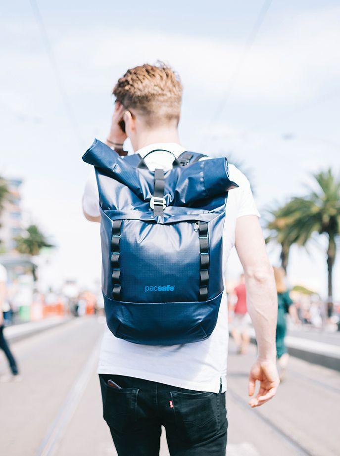 Pacsafe dry lite 30l review deals