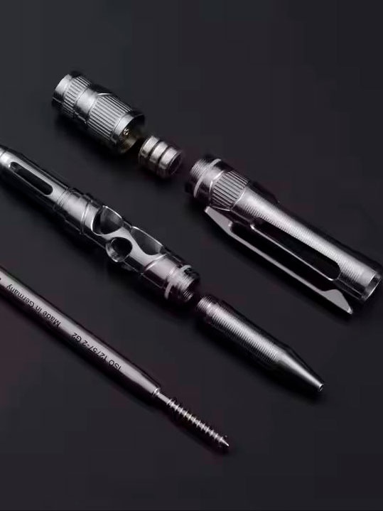 Тактическая ручка из титана с фонариком PIONEER EDC® M008