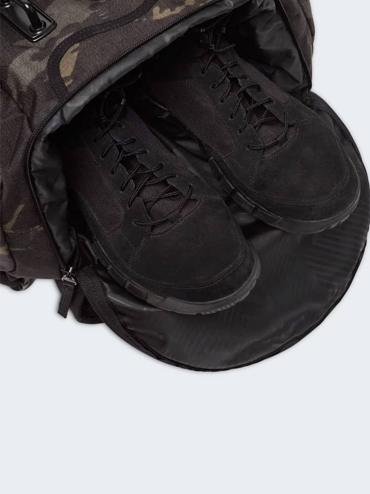 Oakley SI Kitchen Sink MultiCam Black Bagpoint