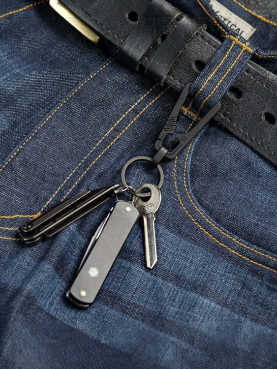 Карабин для ключей титановый KeyUnity® KM04 Titanium Black