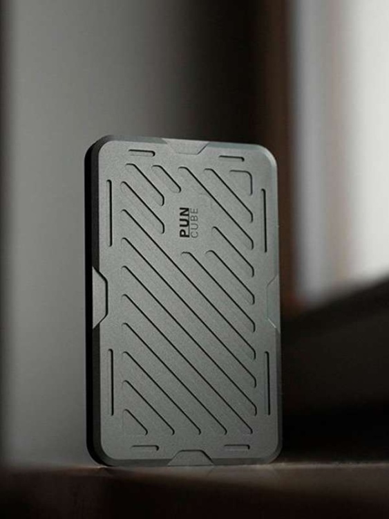 Кардхолдер PUNCUBE® Mech Wallet (Wasteland/Black)