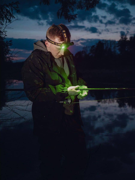 Фонарик ARMYTEK® Wizard C2 WG (Теплый свет+Зеленый)