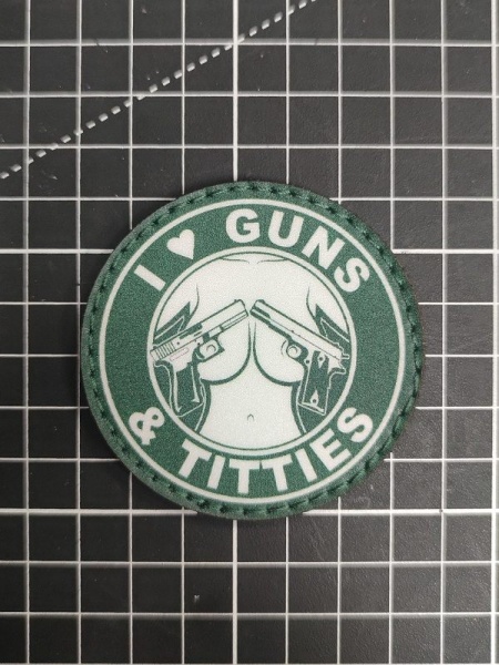 Патч на липучке "Guns & titties" #396