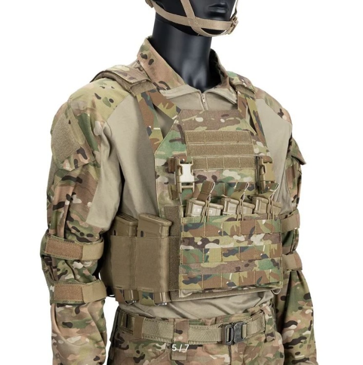 Тактический жилет системы AMP с панелью AK Tri-Mag SPANKER® EV114 EP118 MultiCam®