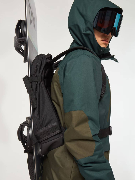 Рюкзак сноубордический Oakley® Peak Rc 18L Blackout