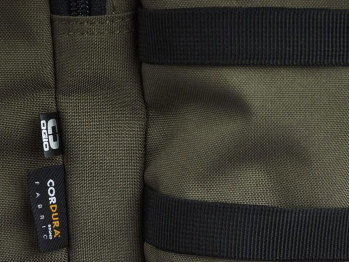 Puncture Resistant ToughZip в рюкзаке Pacsafe